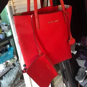 red michael kors tote